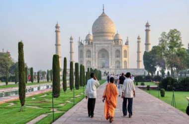 trip to Taj Mahal from Delhi